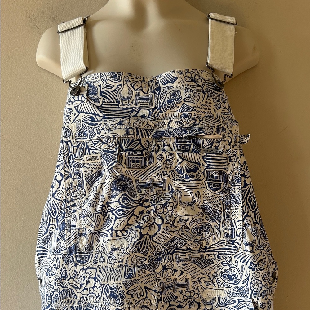Duluth Trading Co. Blue and White Heirloom Gardening Farm toile Overalls medium - Picture 4 of 15